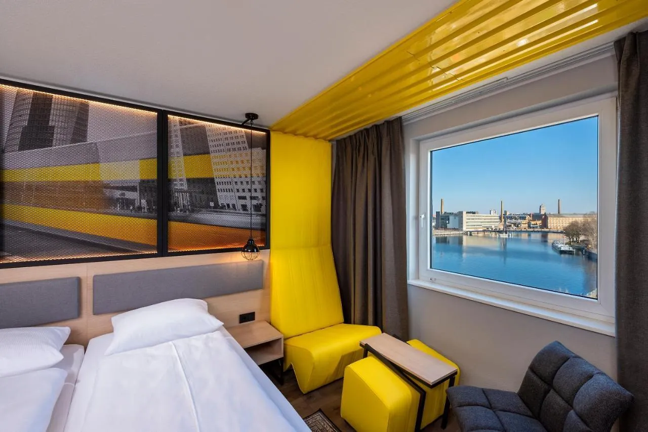 Ibis Styles Berlin Treptow Hotel