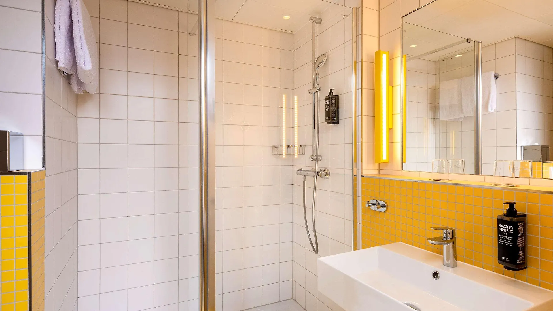 Ibis Styles Berlin Treptow Hotel 3*,