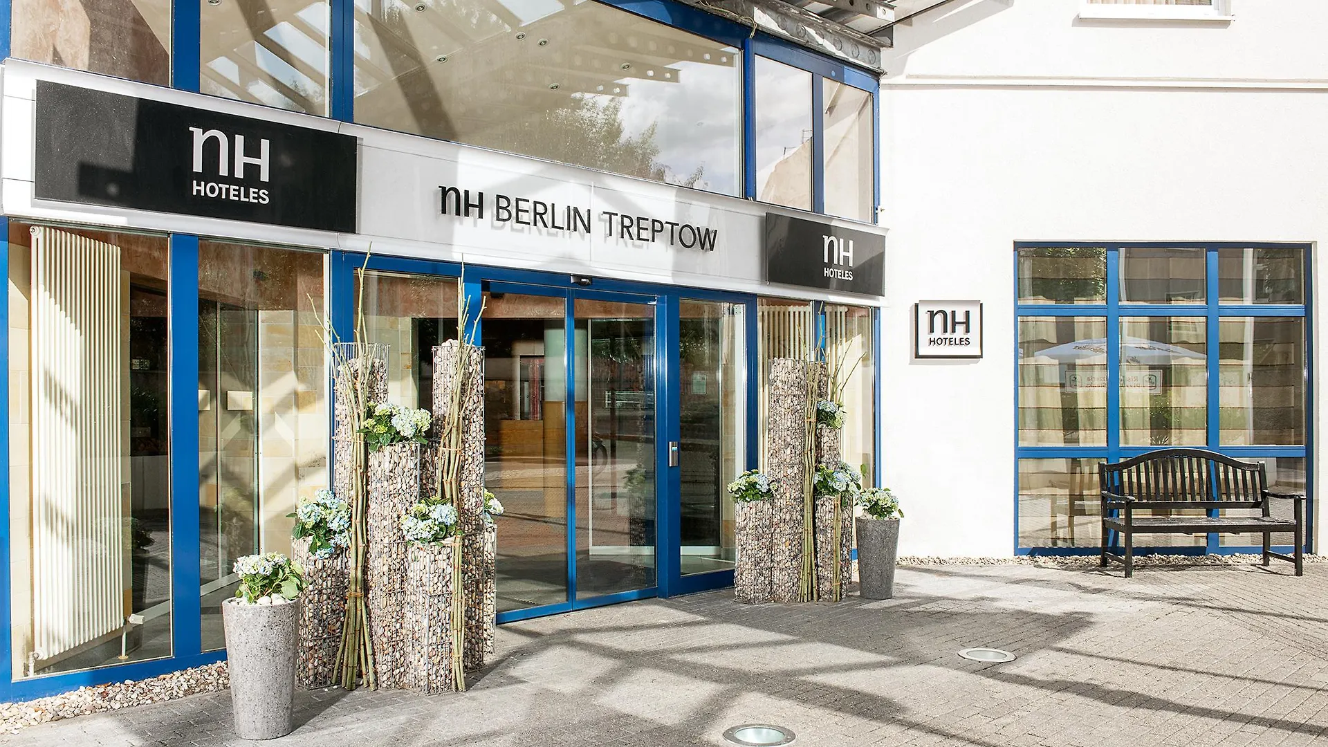 Ibis Styles Berlin Treptow Hotel 3*,