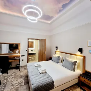Sky Hotel